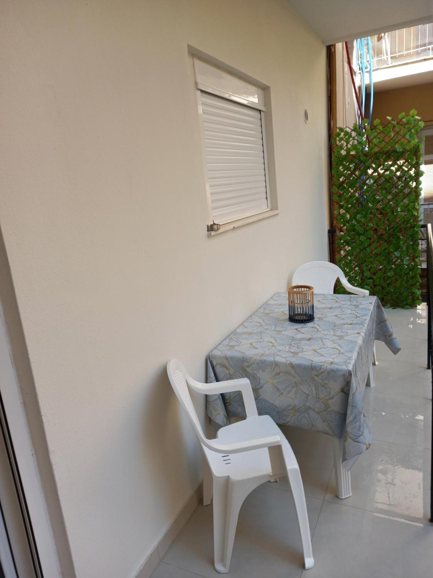 Siesta Apartment Каламата Экстерьер фото